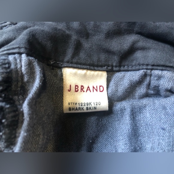 Skinny Cargo Pants with Pockets and Zippers - Picture 4 of 5